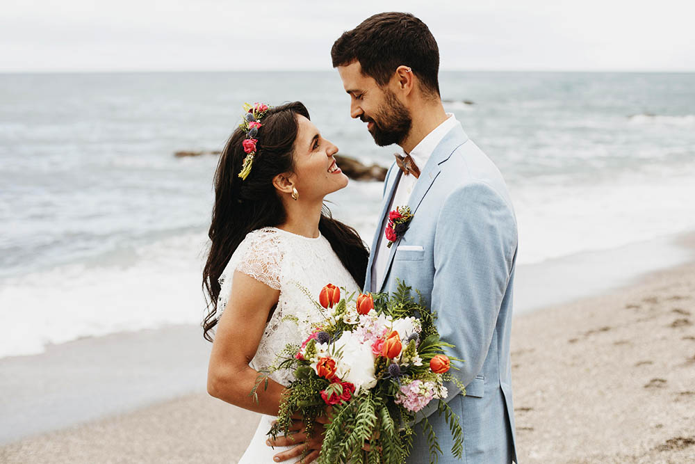 Say ‘I Do’ to the Perfect Beach-Themed Wedding: Your Guide to Sun, Sand, and Blissful Matrimony!