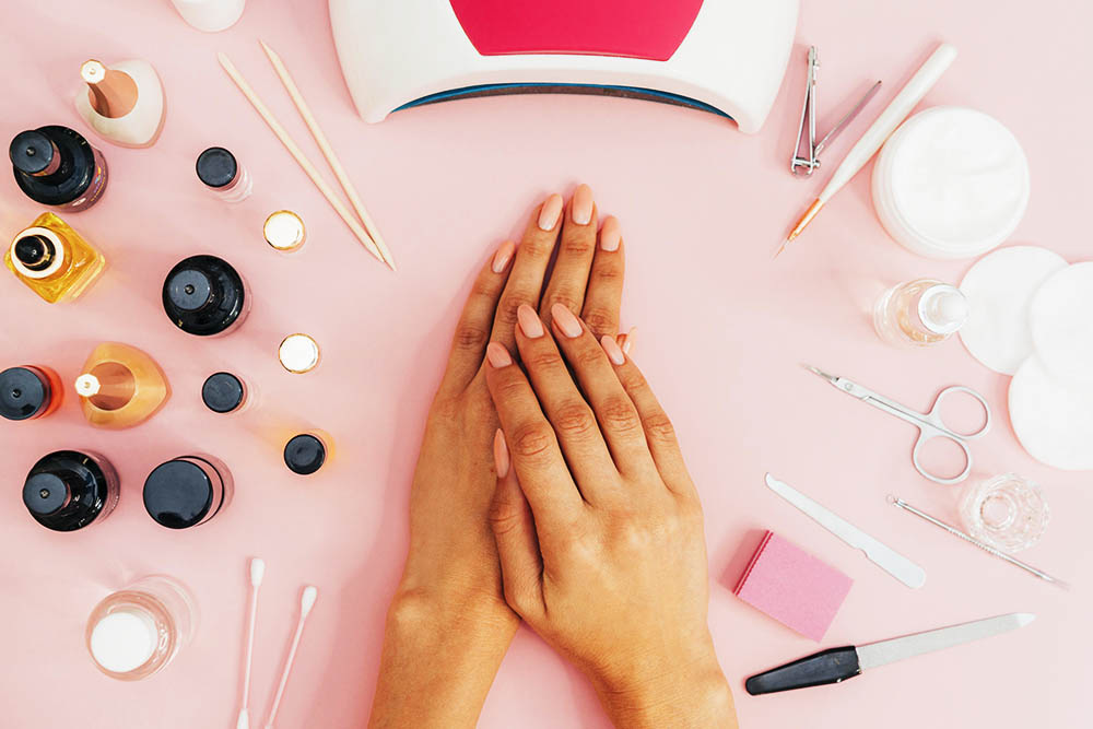False Nails: Are They Worth the Risk? Exploring the Dangers and Alternatives